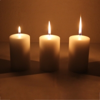 Multiple wick candles for shootings